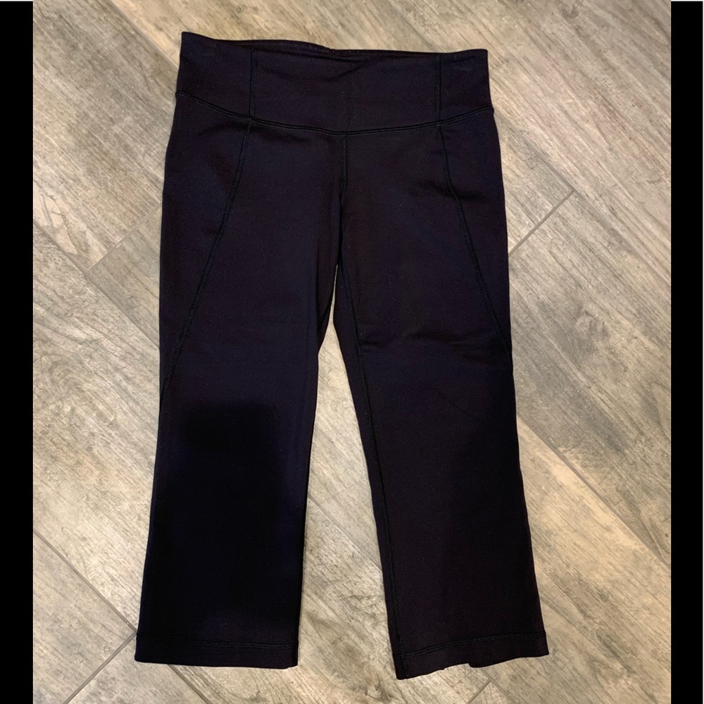 Lululemon gather and crow cropped leggings